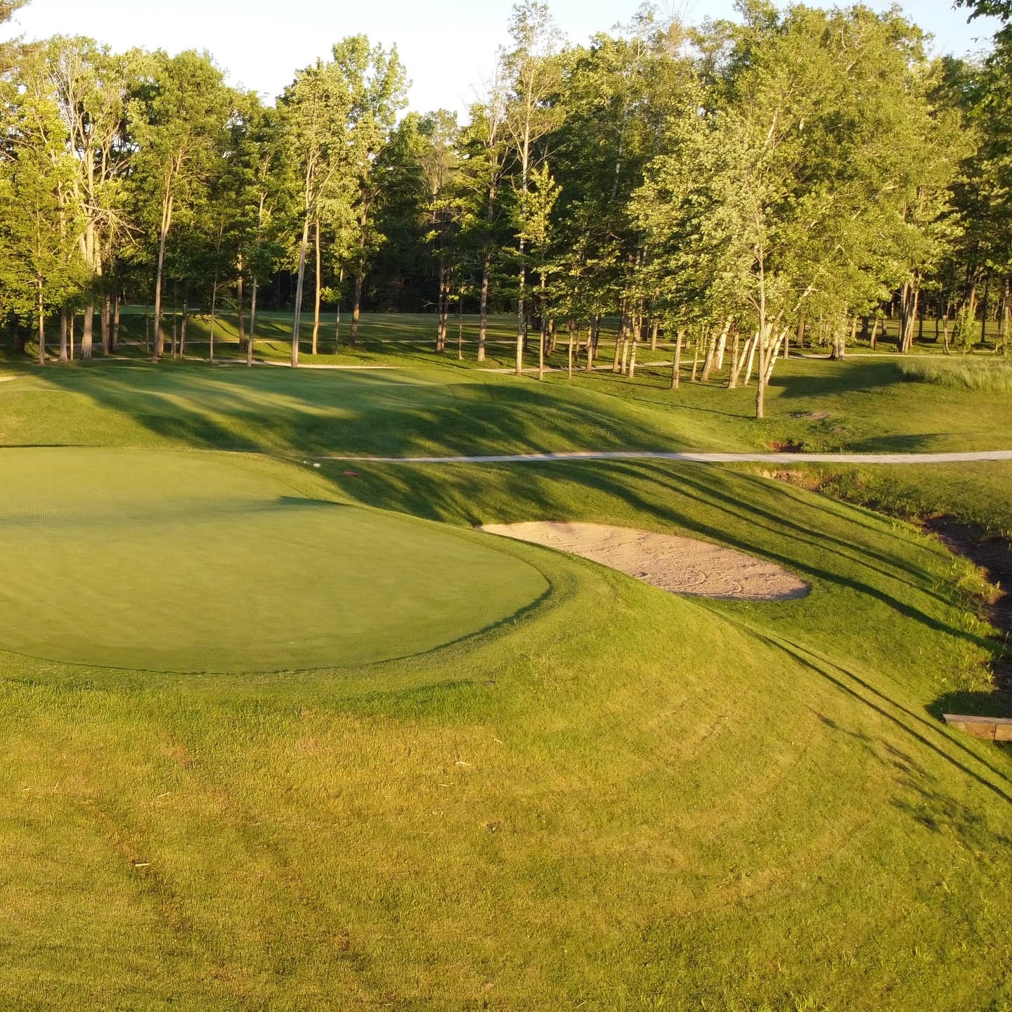 After three weeks of Menβs Night, 2 west is playing as the easiest par 3 on the course. A left pin will be coming soon π
βItβs only 100 yardsβ β οΈ