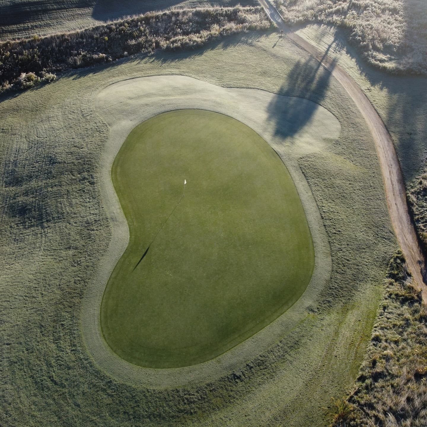 Frost mornings coming soon π₯Ά
This was a frost delay on September 28th, 2022 at 8:30am #PlayTheLake