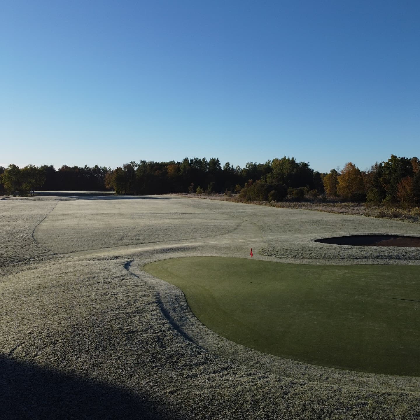 Frost mornings coming soon π₯Ά
This was a frost delay on September 28th, 2022 at 8:30am #PlayTheLake