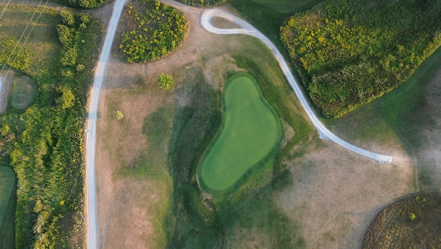 6 months ago we were in the middle of the longest drought the course has experienced. Conditions were so firm and fast π₯π₯ #crispy