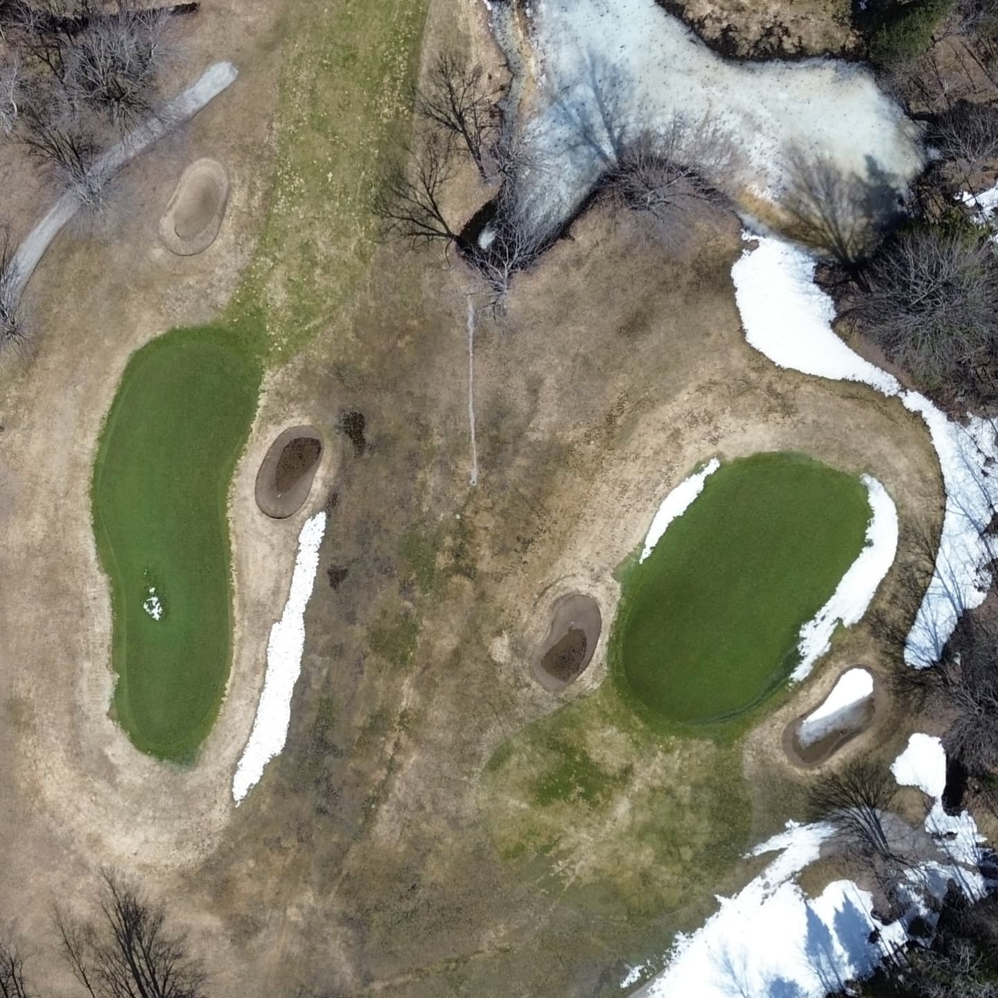 Happy Masters Saturday! The course is starting to dry out. Greens are looking amazing π₯
Golf season is coming!!