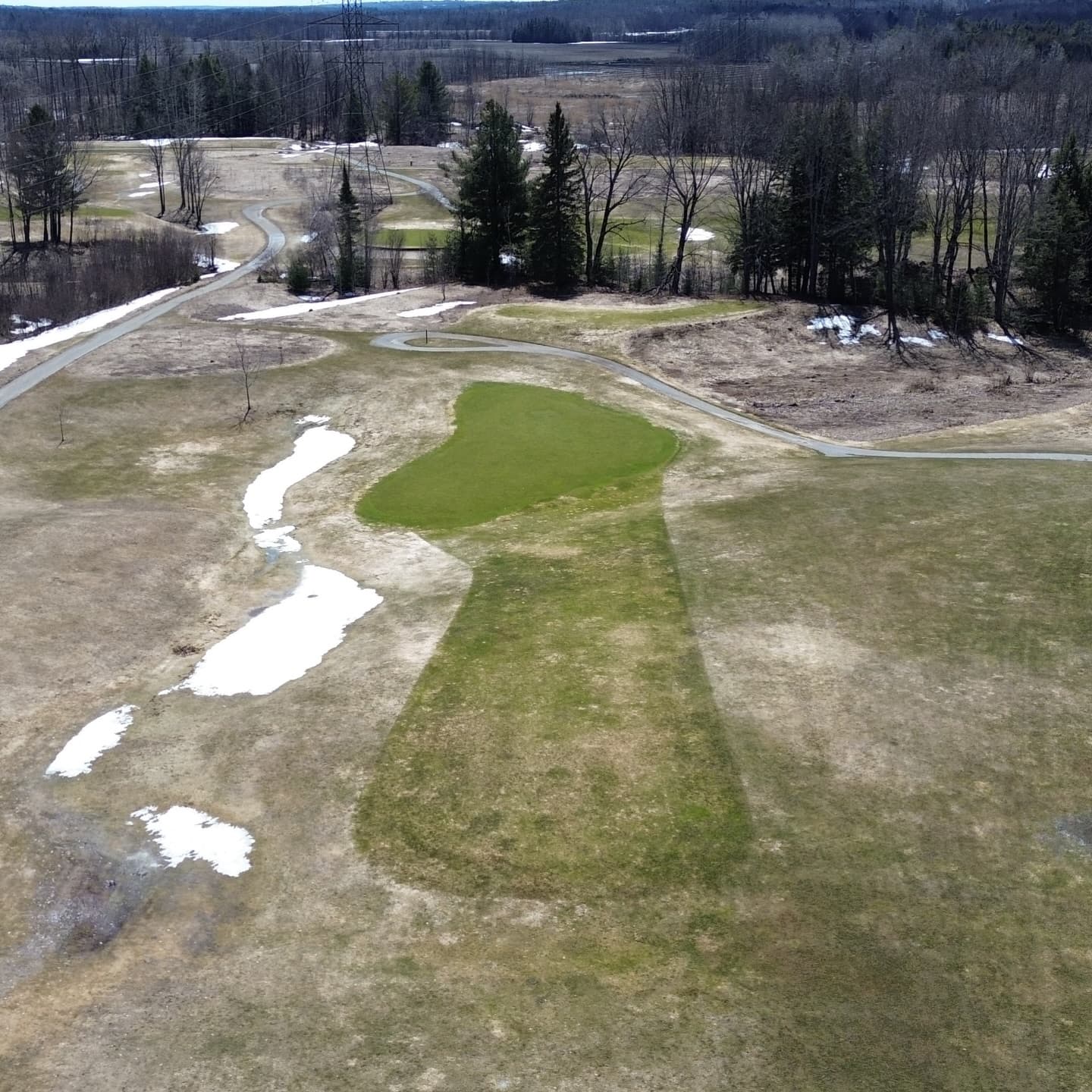 Happy Masters Saturday! The course is starting to dry out. Greens are looking amazing π₯
Golf season is coming!!